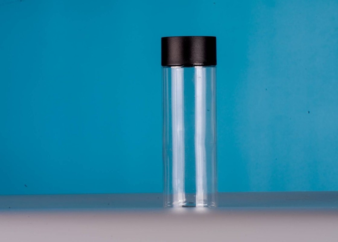 360Ml Empty Plastic Juice Bottles with Lids Cylinder Drink Containers